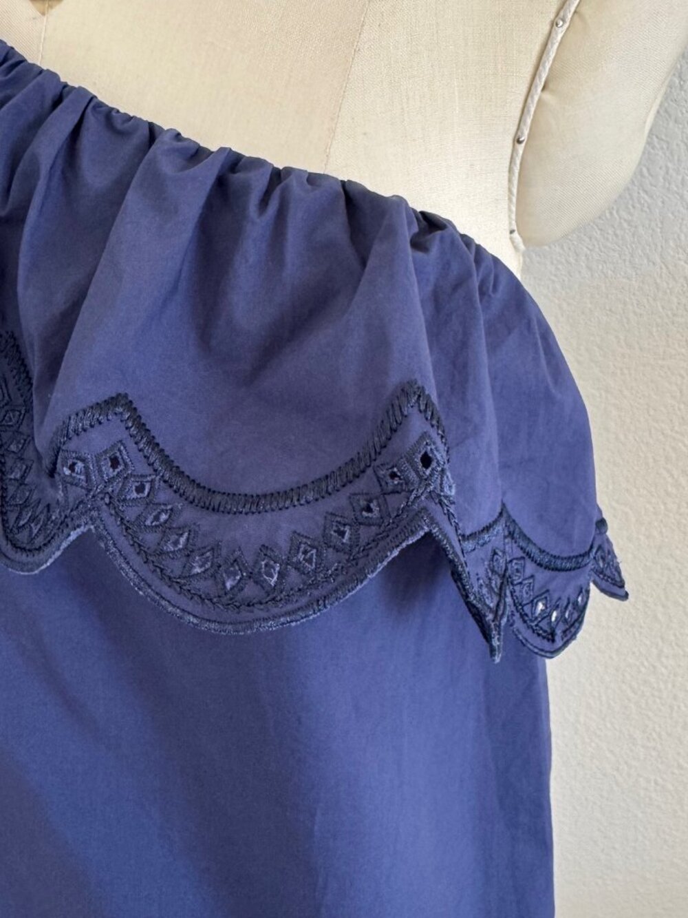 COPY Aqua | One Shoulder Ruffle Embroidered Cotton Top Size S - Picture 5 of 9